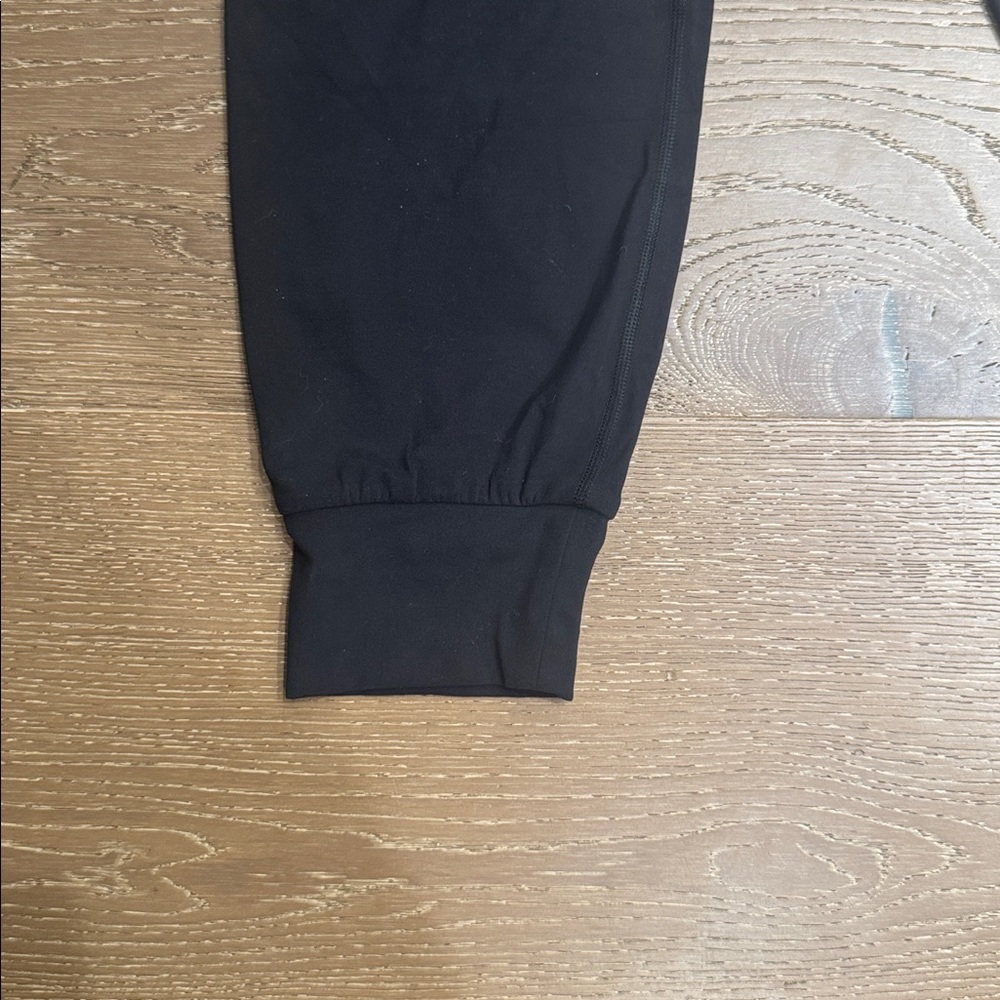 Athleta Salutation Jogger Black High Rise Pants Size M - Picture 6 of 7
